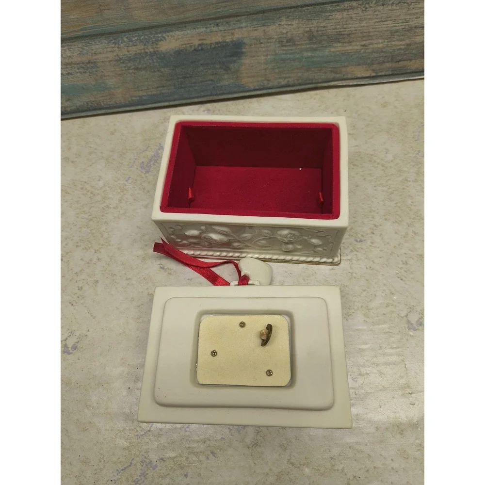 Lenox Porcelain Jewelry Music Box, Plays 